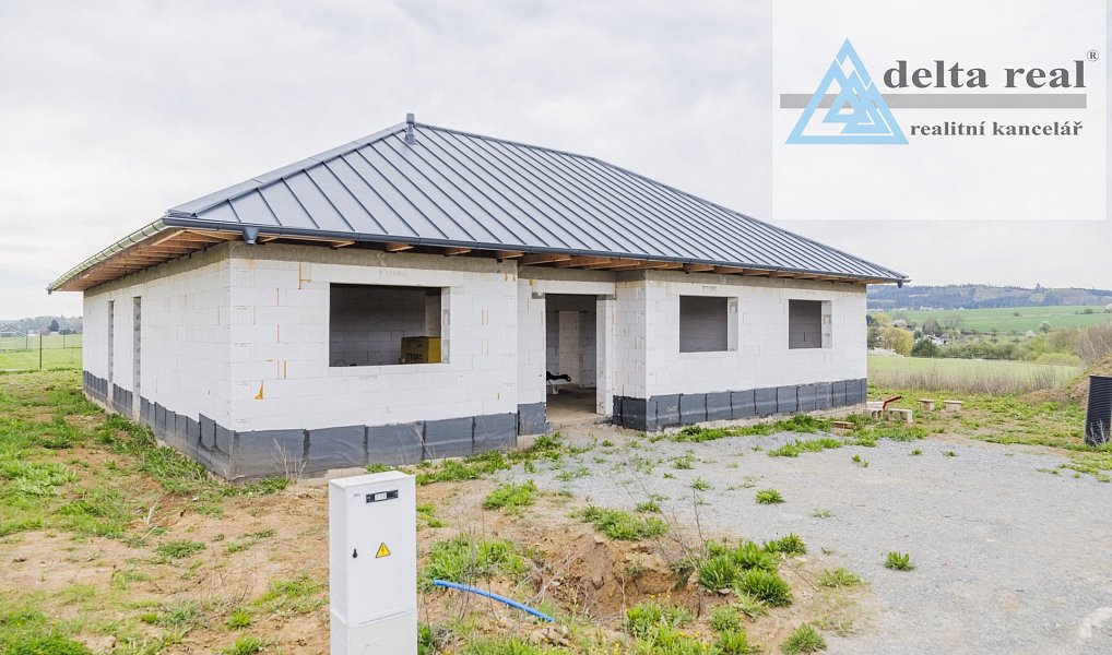 Prodej domu 221 m² s pozemkem 910 m², Loštice – náhled fotky 4