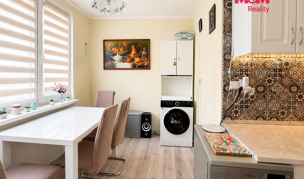 Prodej bytu 2+1 61 m², Chomutov – náhled fotky 3