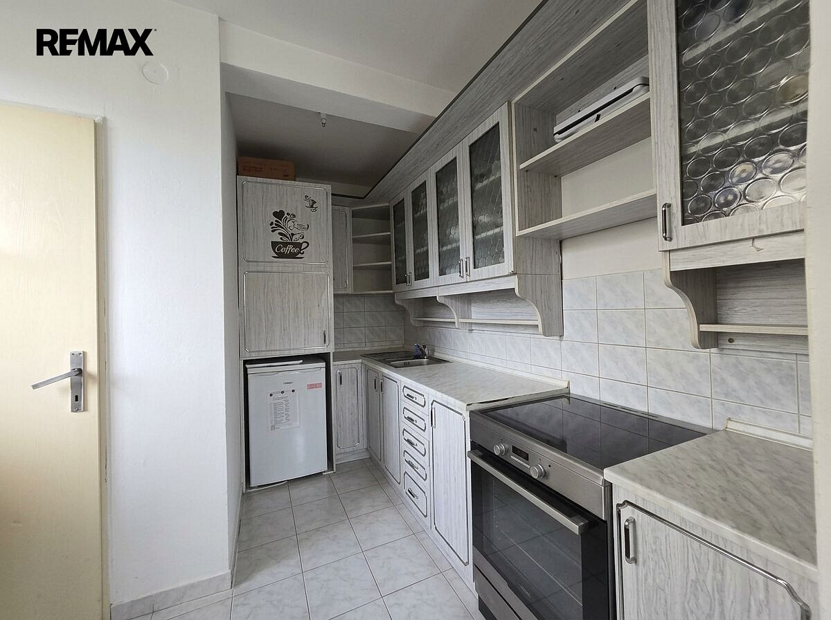 Prodej domu 260 m² s pozemkem 572 m² – fotografie 3