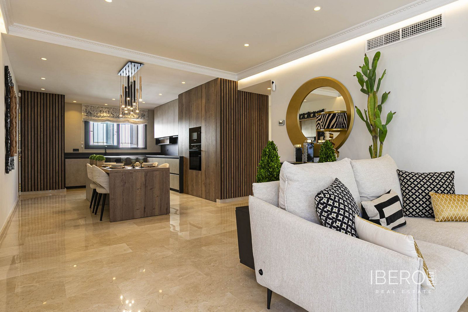 Piso 4+kk – Marbella, Barrio Alto - Vista 4
