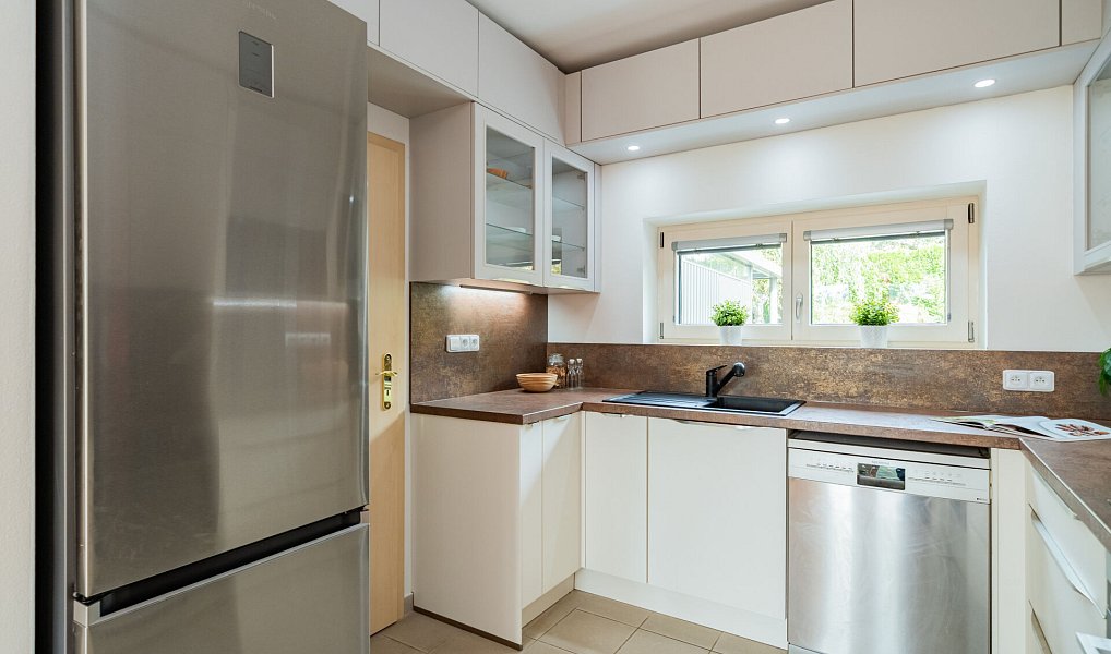 Prodej bytu 4+kk 93 m², Jinočany – náhled fotky 18