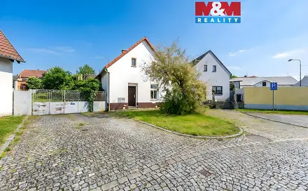 Prodej domu 230 m² s pozemkem 325 m², náměstí 5. května, Holýšov, okres Plzeň-jih