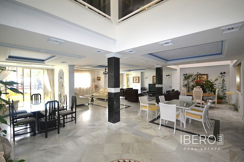 Pis 5+kk – Marbella, Nueva Andalucía - Vista 3