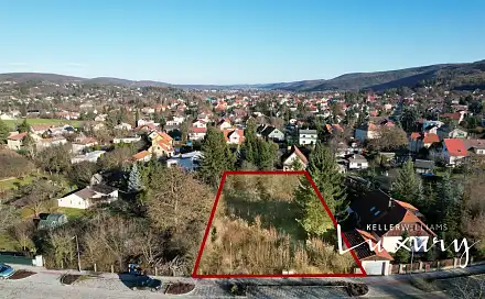 Prodej stavebního pozemku 1 180 m², Škroupova, Řevnice, okres Praha-západ