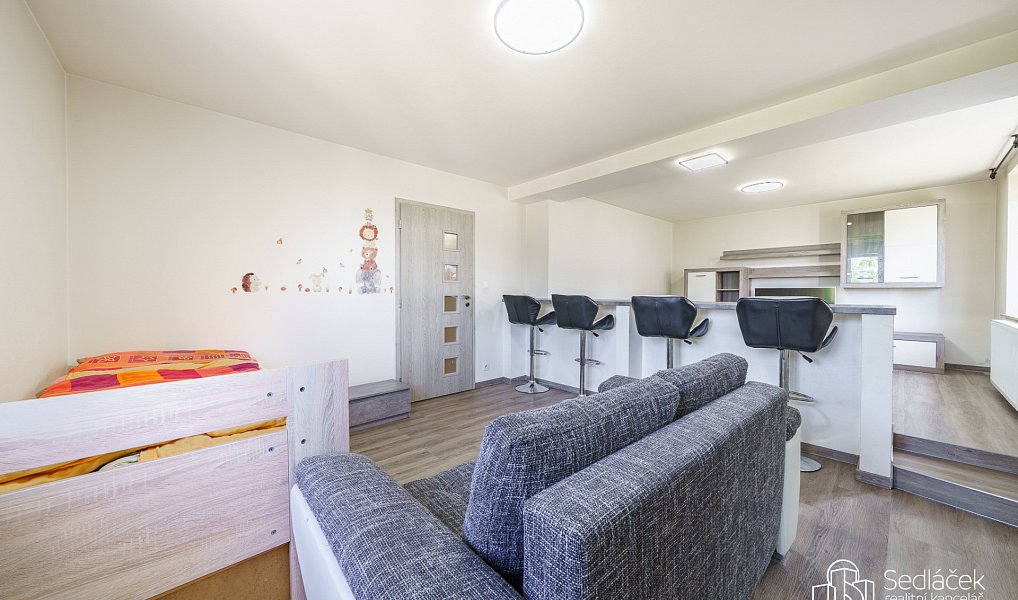 Prodej domu 150 m² s pozemkem 769 m², Kaceřov – náhled fotky 8