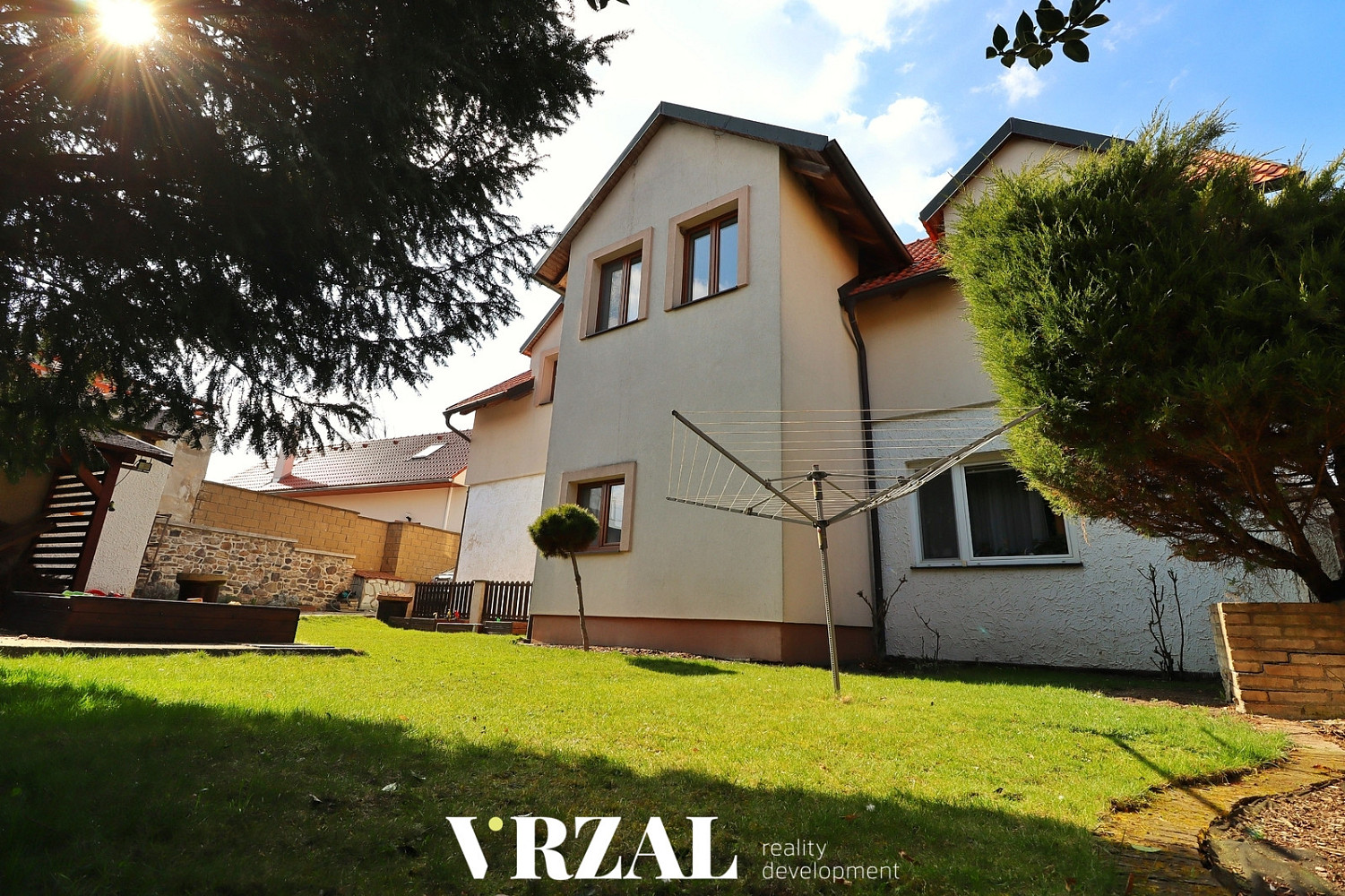 Prodej domu 189 m² s pozemkem 380 m²