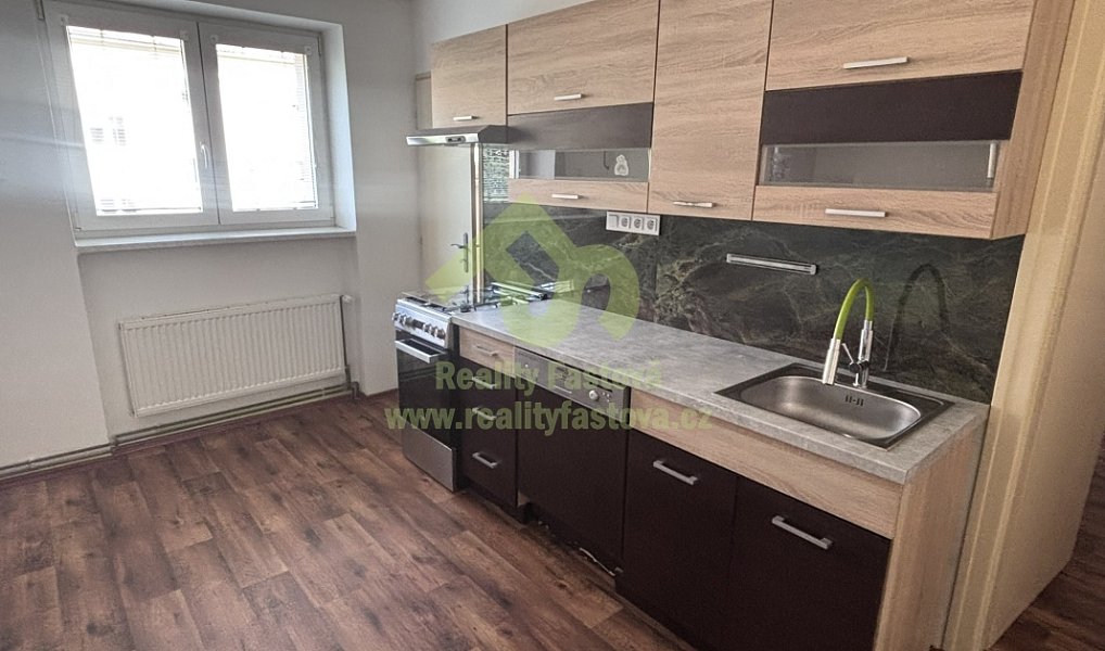 Pronájem bytu 2+1 56 m², Rokycany – náhled fotky 2
