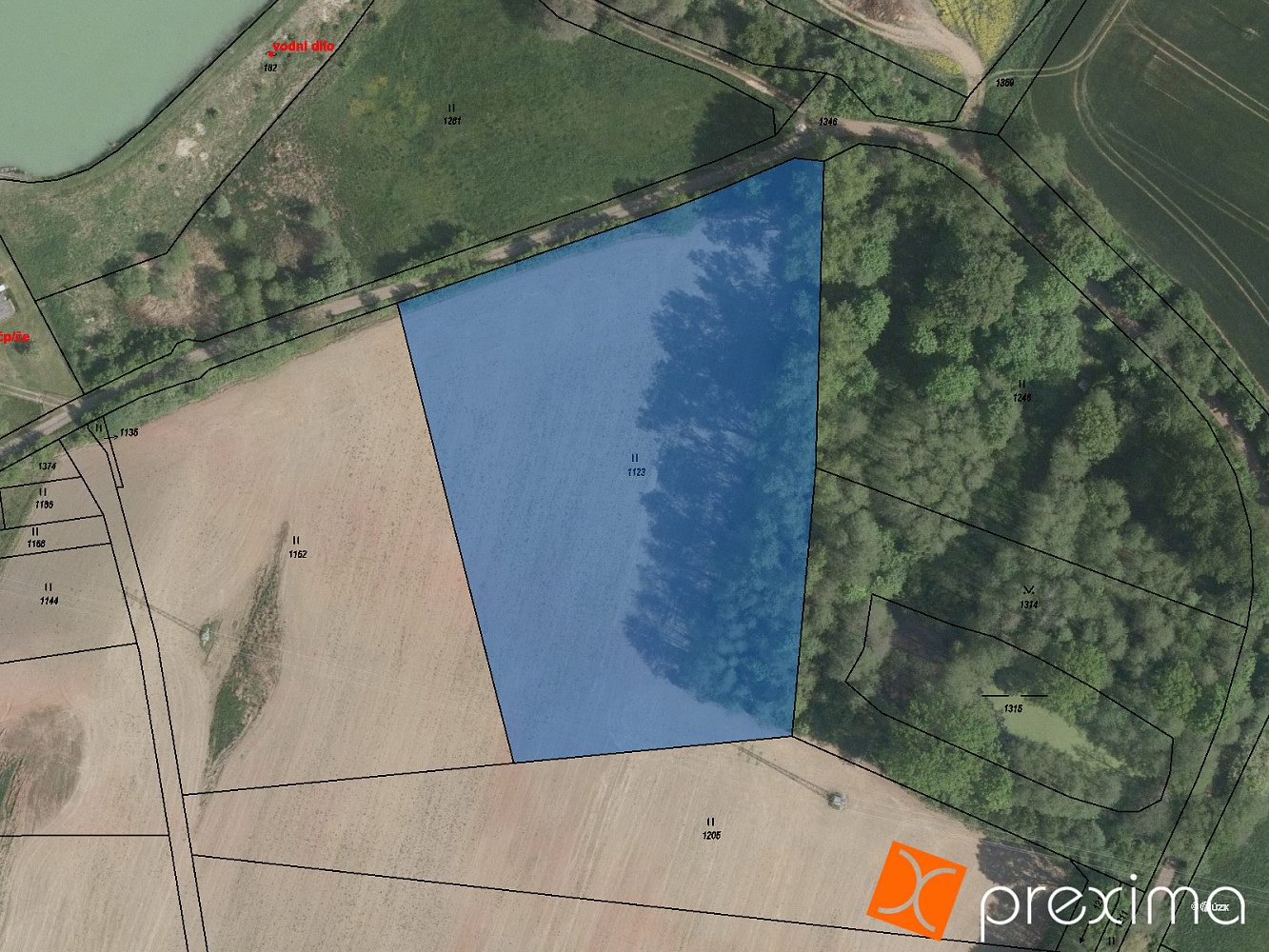 Prodej pole 860 m²