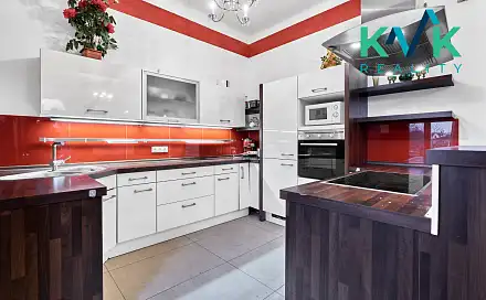 Prodej bytu 4+kk 109 m², Na Vyhlídce, Karlovy Vary