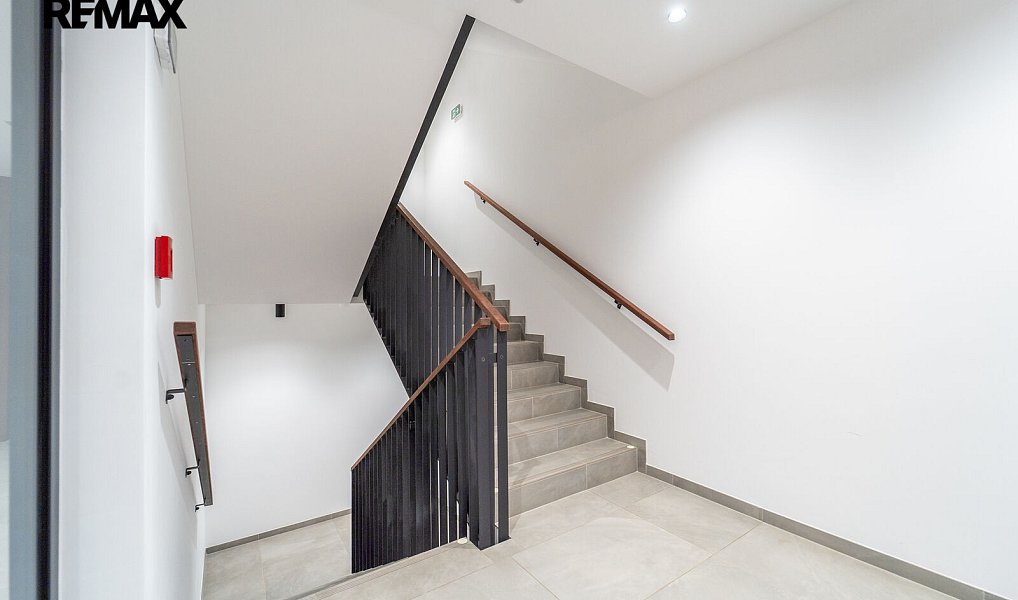 Pronájem bytu 2+kk 54 m², Praha – náhled fotky 15