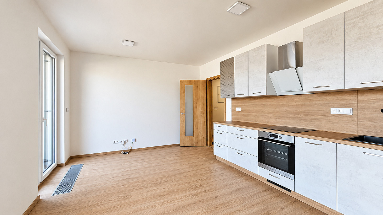 Pronájem bytu 2+kk 43 m² – fotografie 2