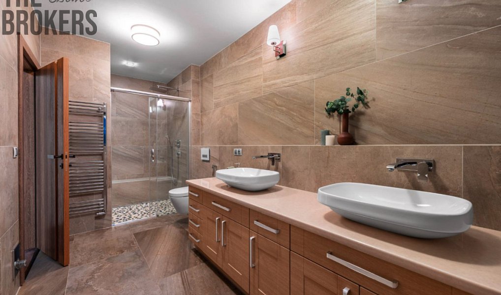 Pronájem domu 300 m² s pozemkem 858 m², Praha – náhled fotky 18