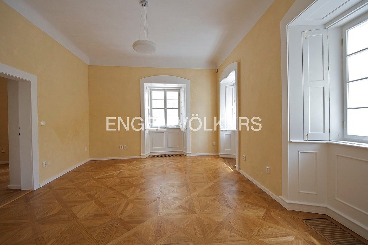 Pronájem bytu 2+1 54 m²
