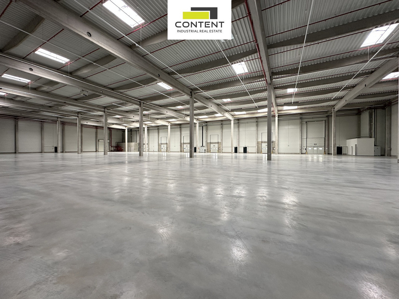 Pronájem výrobních prostor 2 000 m² — photo 2