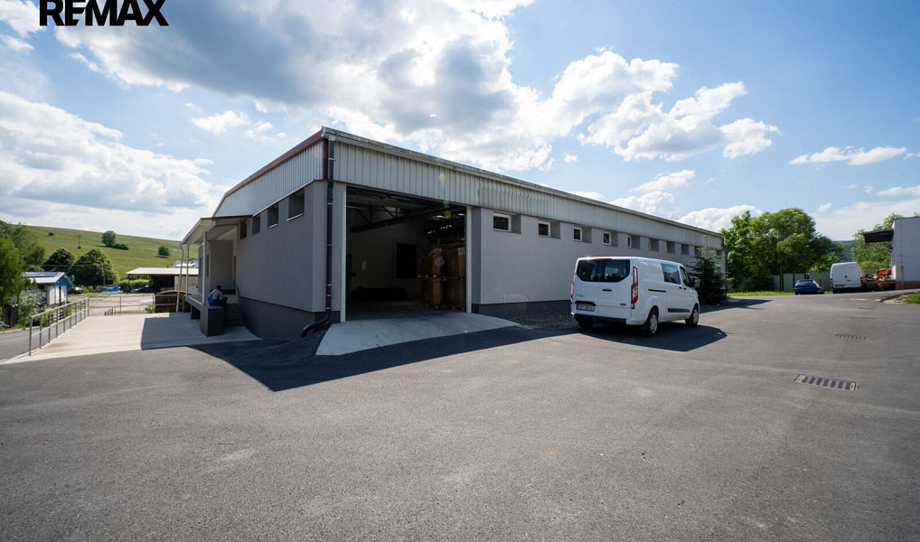 Pronájem výrobních prostor 1 335 m², Kateřinice – náhled fotky 3