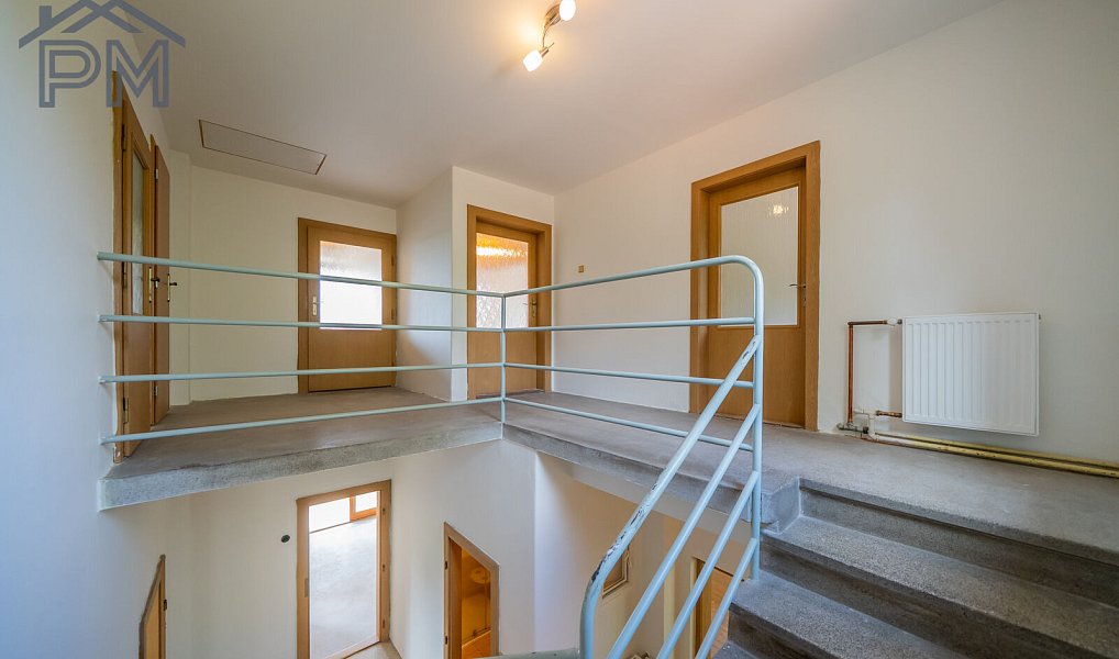 Prodej domu 244 m² s pozemkem 1 993 m², Babice nad Svitavou – náhled fotky 20
