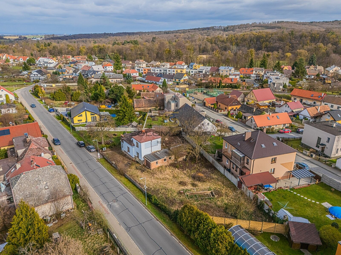 Prodej stavebního pozemku 718 m²