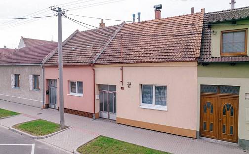 Prodej domu 148 m² s pozemkem 357 m², Vrchlického, Kyjov, okres Hodonín