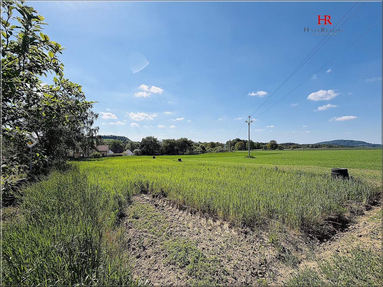 Prodej stavebního pozemku 783 m² – pohled 3