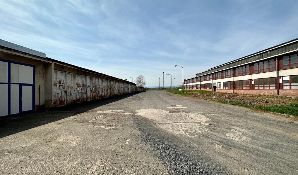 Pronájem skladovacích prostor 49 m², Most – náhled fotky 2
