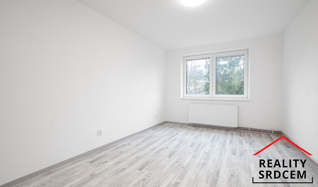 Pronájem bytu 1+kk 28 m², Bílovec – náhled fotky 3