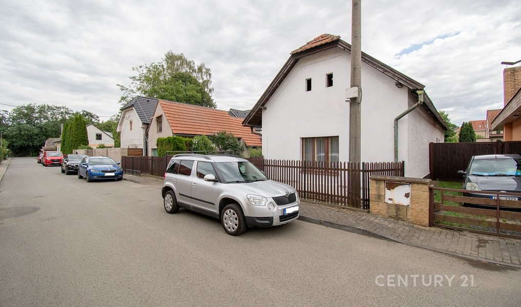 Prodej domu 105 m² s pozemkem 1 000 m², Hořín – náhled fotky 2