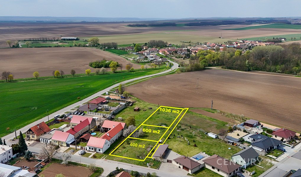 Prodej stavebního pozemku 2 756 m², Hostěradice – náhled fotky 2