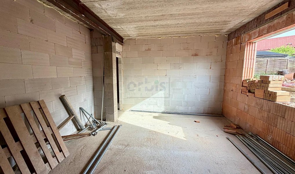 Prodej bytu 3+kk 102 m², Nové Strašecí – náhled fotky 7