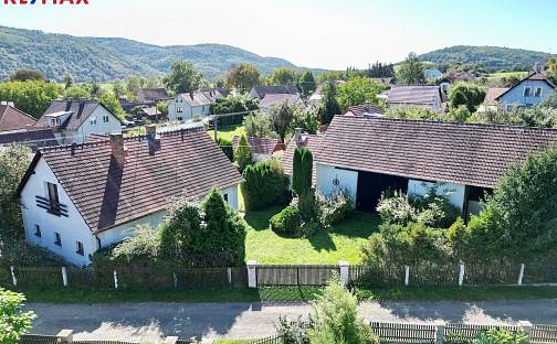 Prodej domu 410 m² s pozemkem 1 333 m², Nezabudice, okres Rakovník