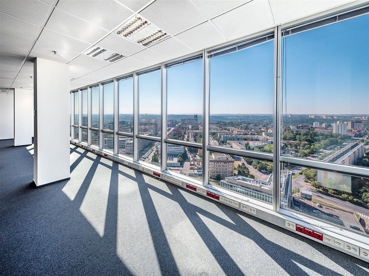 Pronájem kanceláře 39 m² – fotografie 3