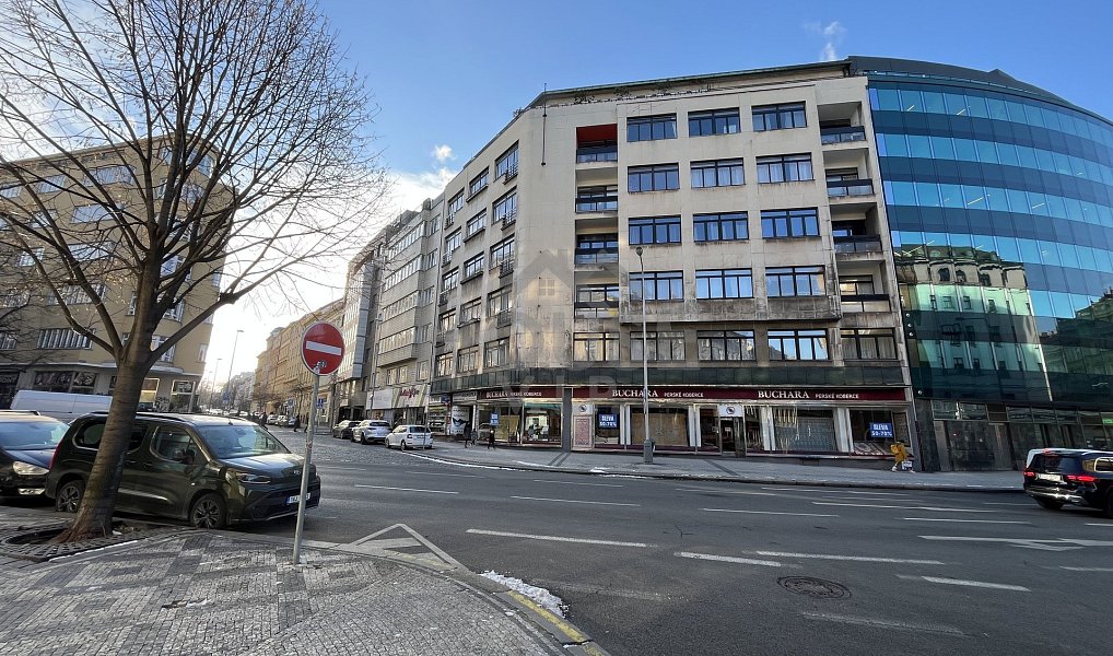 Prodej bytu 4+1 141 m², Praha – náhled fotky 26