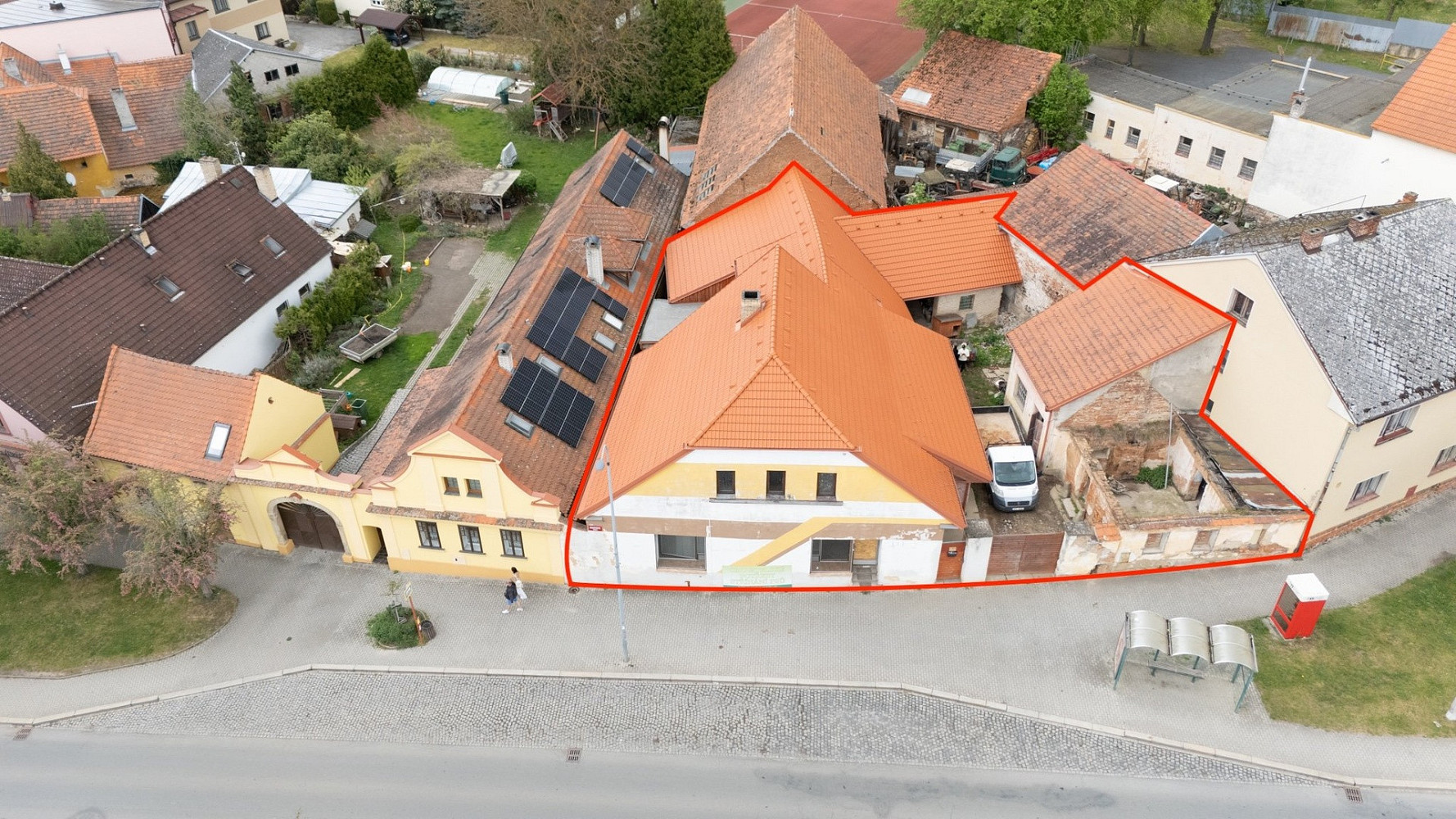 Prodej nájemního domu, činžáku 764 m²
