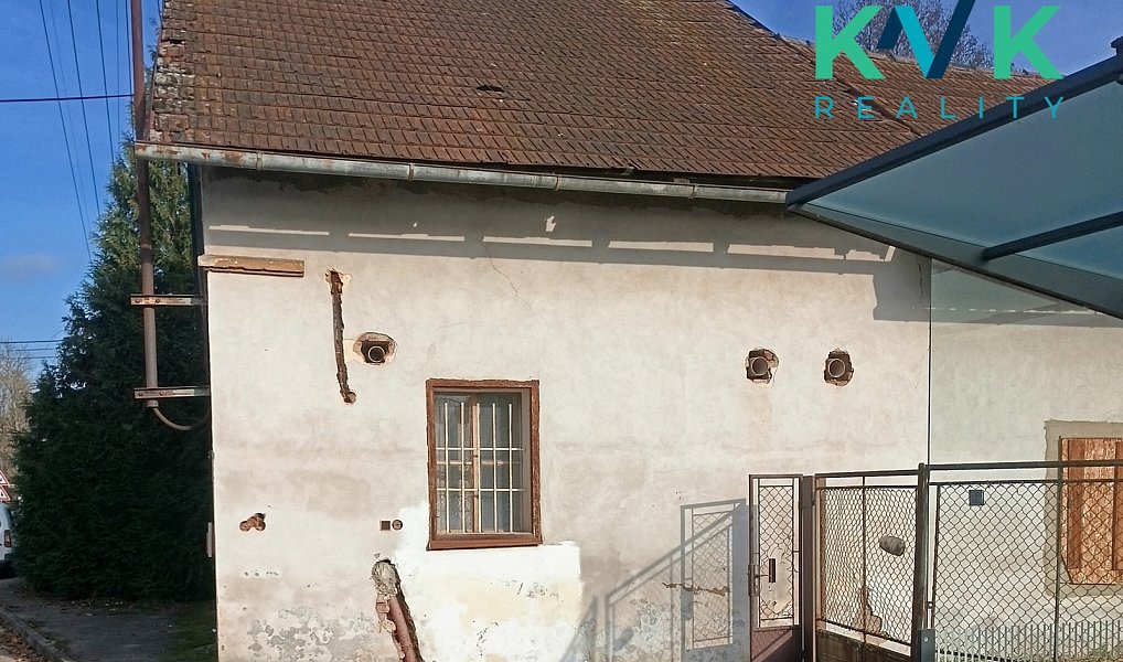 Prodej domu 110 m² s pozemkem 1 072 m², Luže – náhled fotky 2