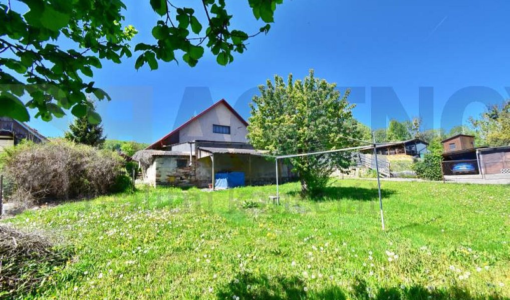 Prodej domu 415 m² s pozemkem 981 m², Semanín – náhled fotky 14
