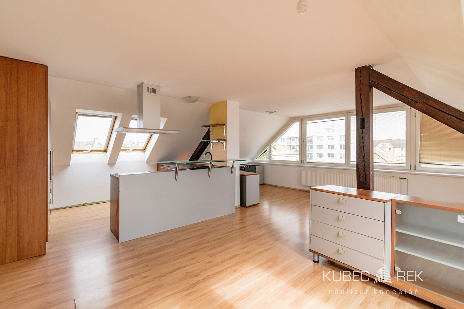 Pronájem bytu 2+kk 66 m²