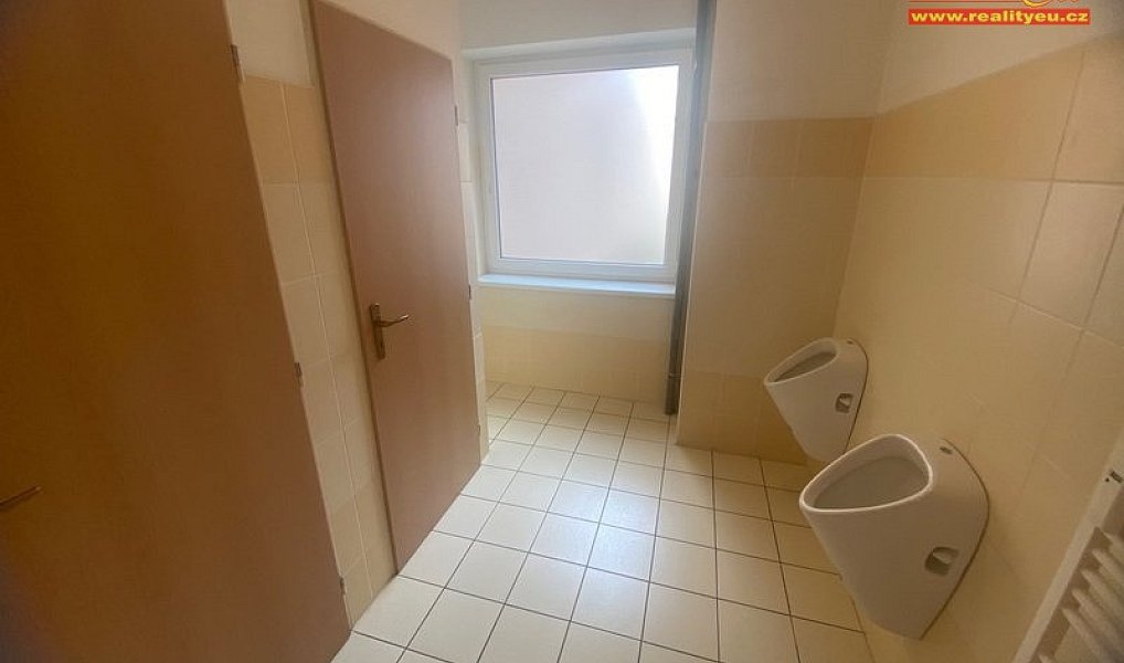 Pronájem kanceláře 40 m², Náchod – náhled fotky 19