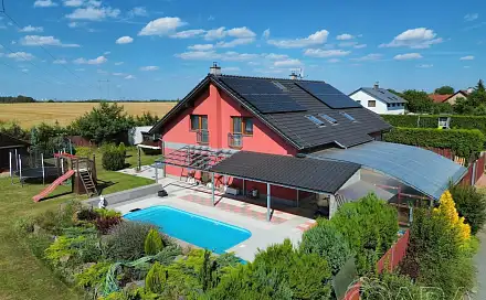 Prodej domu 373 m² s pozemkem 2 175 m², Libeř - Libeň, okres Praha-západ