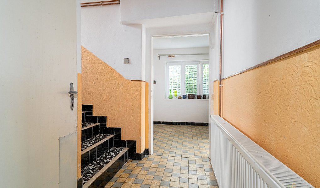 Prodej domu 160 m² s pozemkem 1 008 m², Miskovice – náhled fotky 17