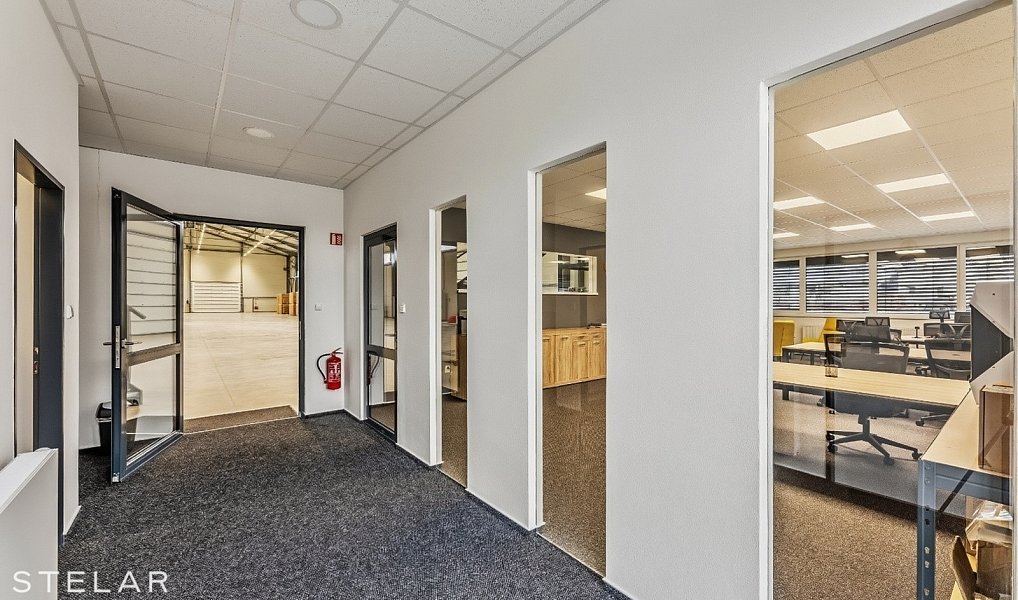 Pronájem kanceláře 60 m², Hranice – náhled fotky 2