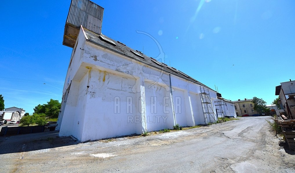 Prodej skladovacích prostor 828 m², Kostelec nad Labem – náhled fotky 11