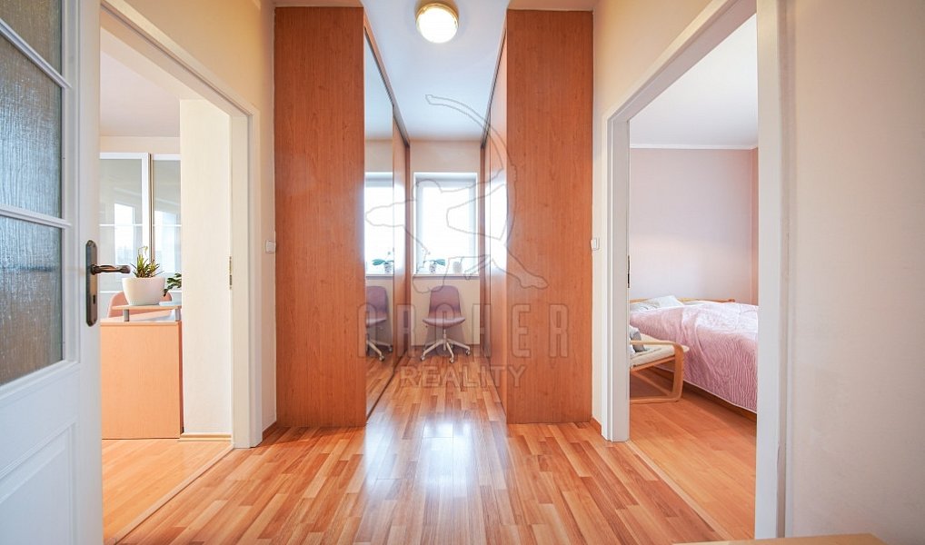Prodej domu 324 m² s pozemkem 399 m², Praha – náhled fotky 9