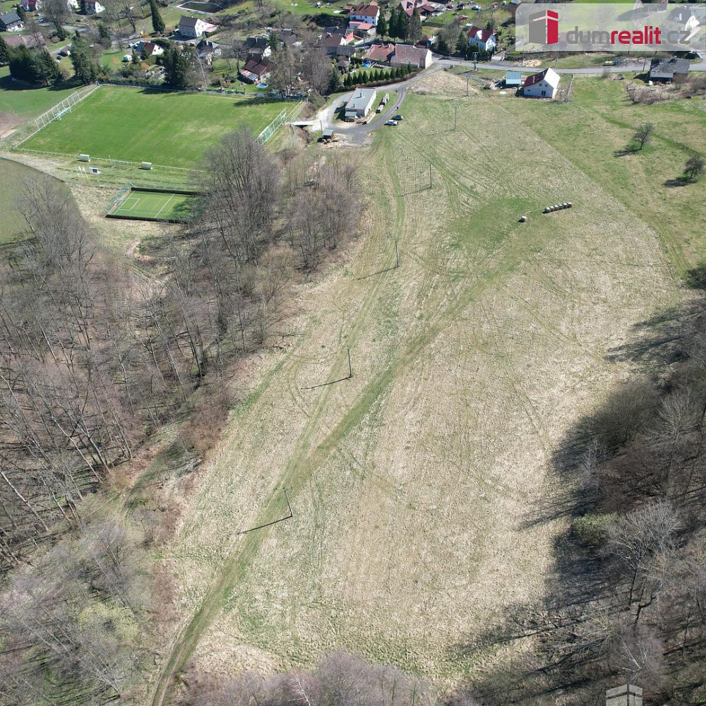 Prodej stavebního pozemku 1 819 m²