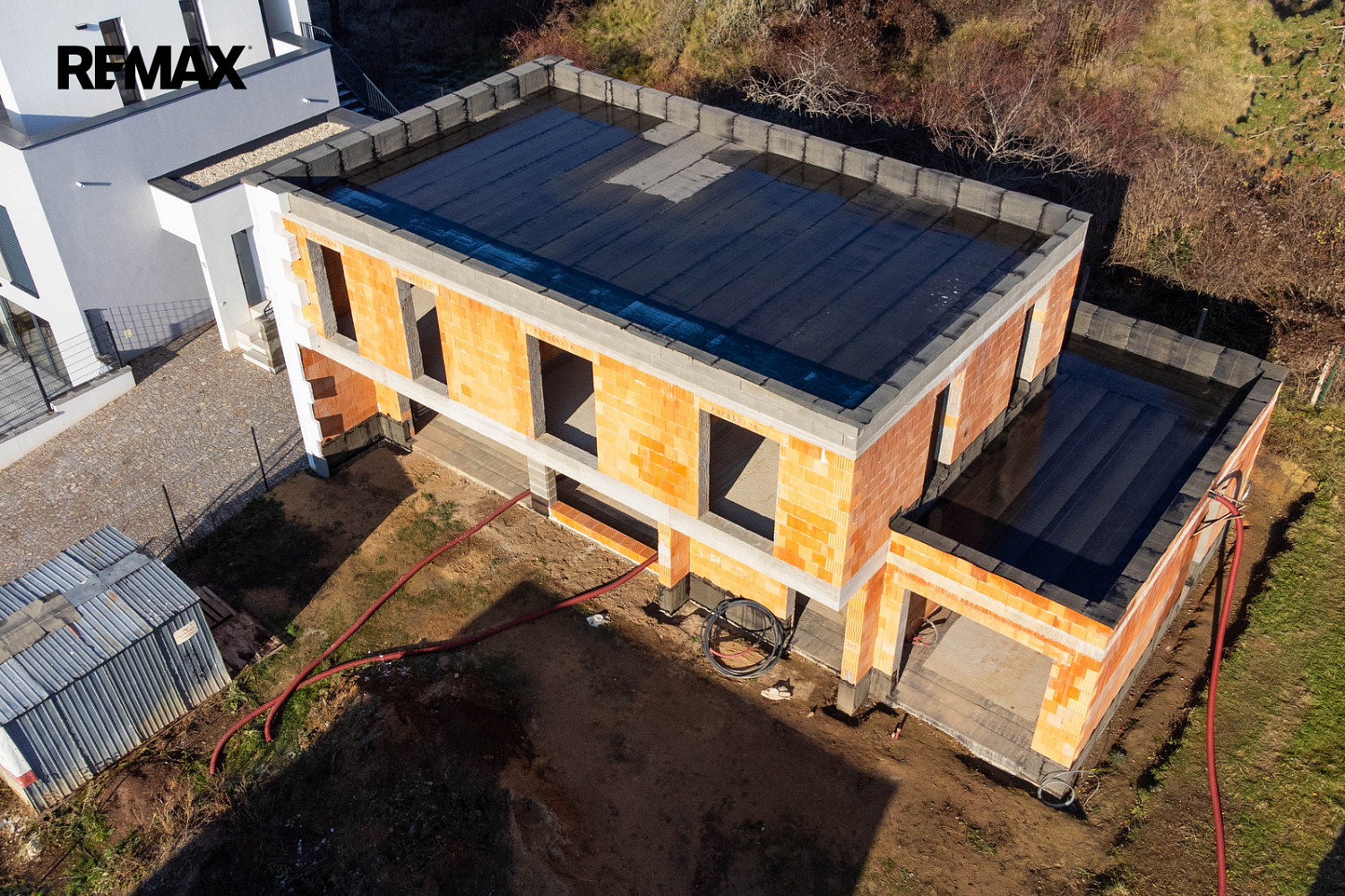 Prodej domu 200 m² s pozemkem 505 m² – fotografie 2