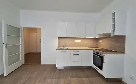 Pronájem bytu 3+kk 60 m²