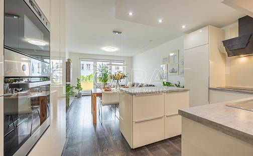 Prodej bytu 4+kk 136 m², Tyršova, Benešov