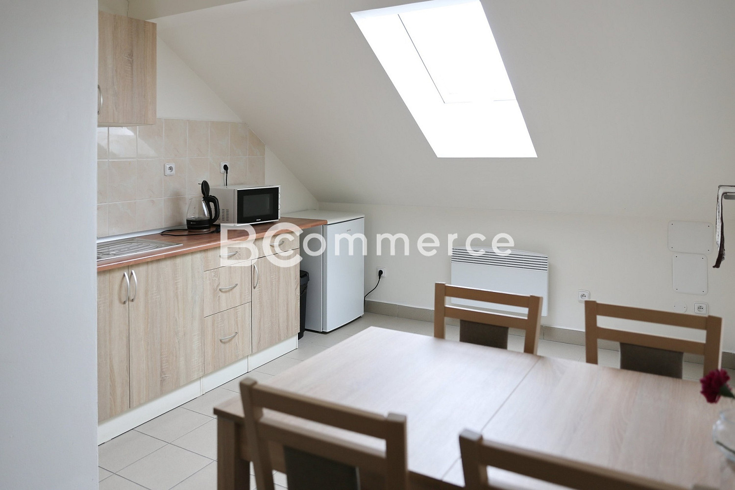 Pronájem kanceláře 23 m² – fotografie 4