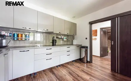 Prodej domu 208 m² s pozemkem 592 m², Brno