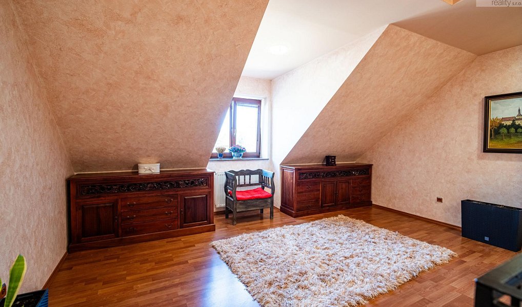 Prodej domu 372 m² s pozemkem 3 764 m², Lužice – náhled fotky 45
