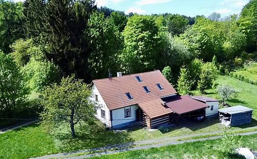 Prodej domu 957 m² s pozemkem 975 m², Lomnice nad Popelkou - Chlum, okres Semily