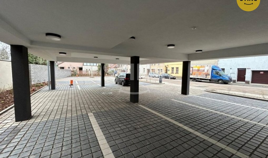 Pronájem bytu 2+kk 56 m², Pardubice – náhled fotky 12